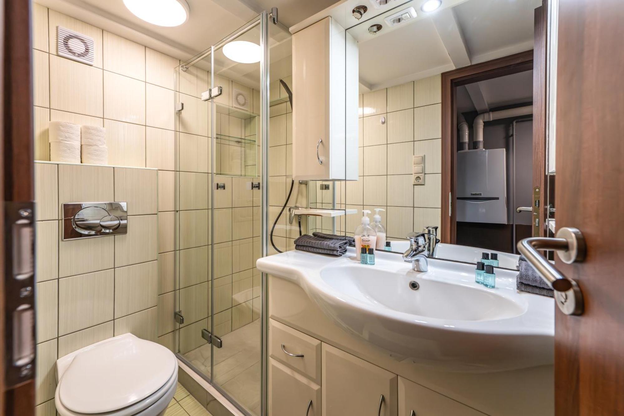 בודפשט Oktogon Four Residence מראה חיצוני תמונה